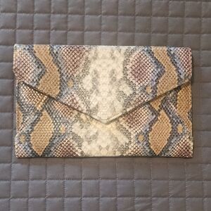 NWOT; Snakeskin Pattern Clutch